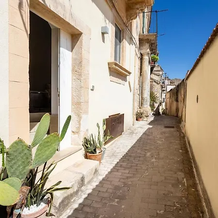 Casa Portosalvo,